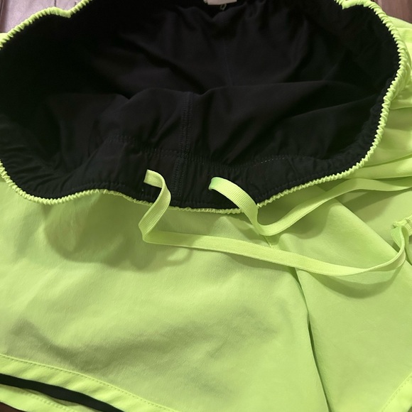 New Balance running shorts - Picture 3 of 3